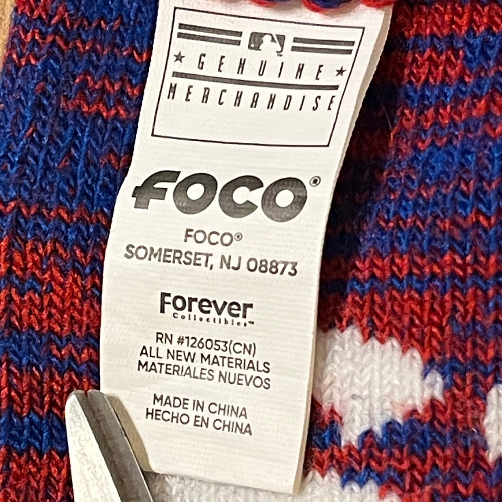 Cubs Kids Beanie and Scarf - Picture 9 of 9